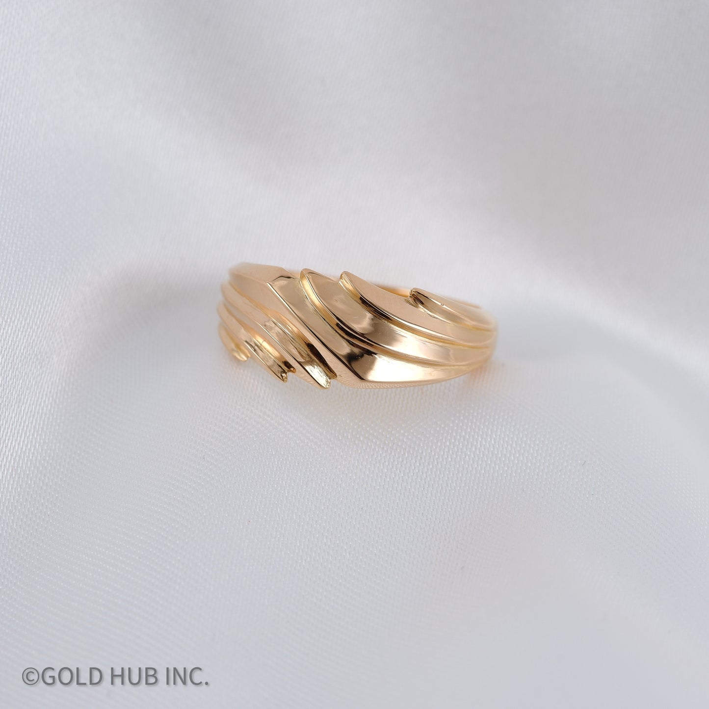 24K Pure Gold Ring with Artistic Groove Design