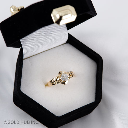 Gem Stone Harmony: Split Shank 10K Gold Ring