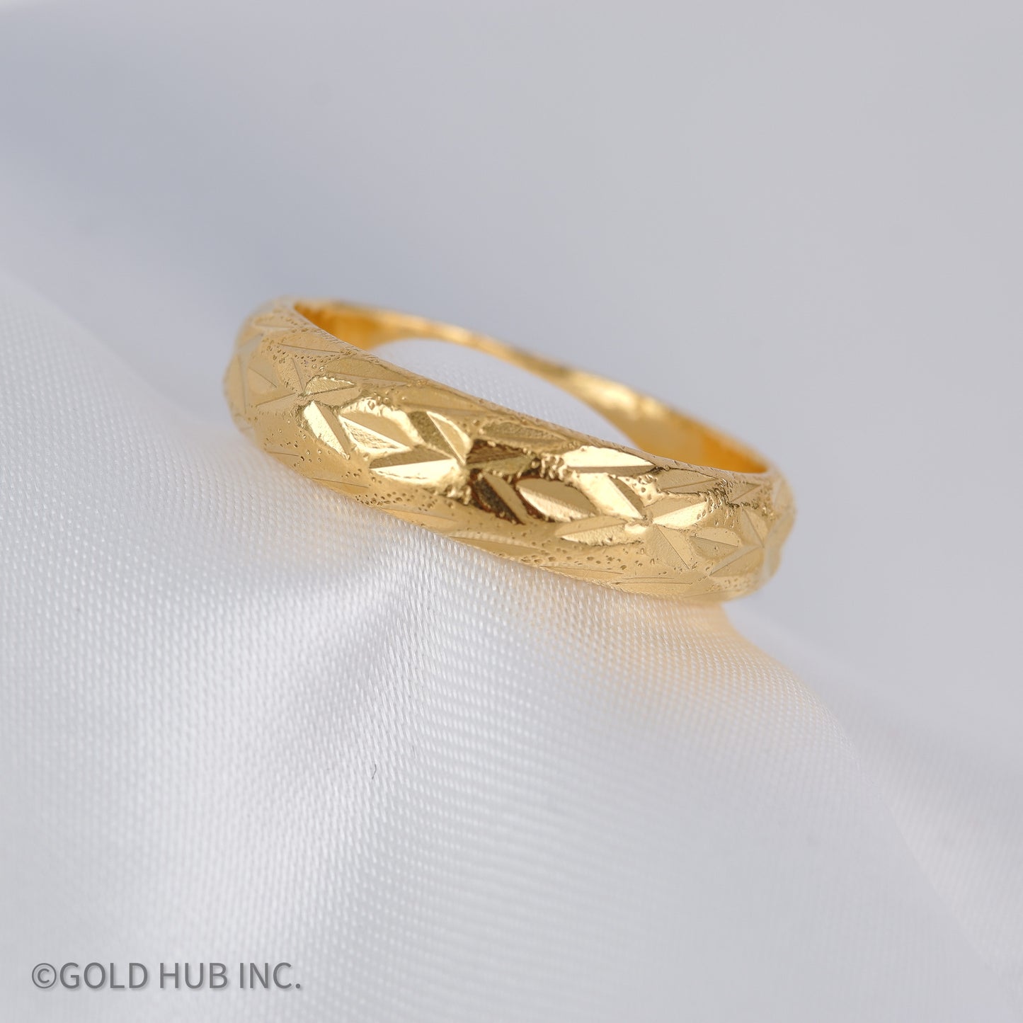 24K Gold Hammered Antique Yellow Gold Band