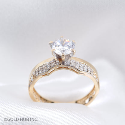18K Gold Ring With Classic Six Prong Curved Band Setting