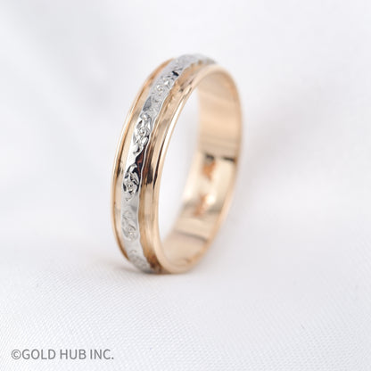 Beautiful Rose Engraved 14K Gold Wedding Band